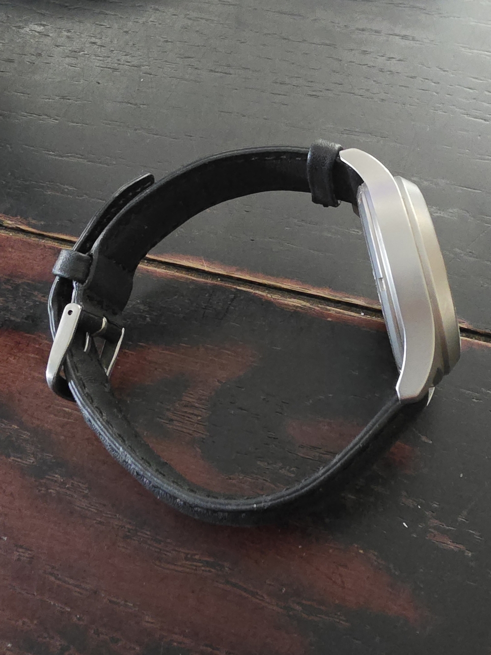 L.L. Bean Men's Black Dial Leather Strap Watch - Picture 4 of 9